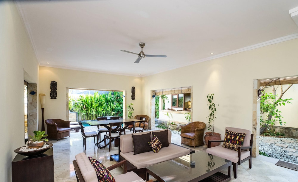 VILLA DIANA BALI 34/55