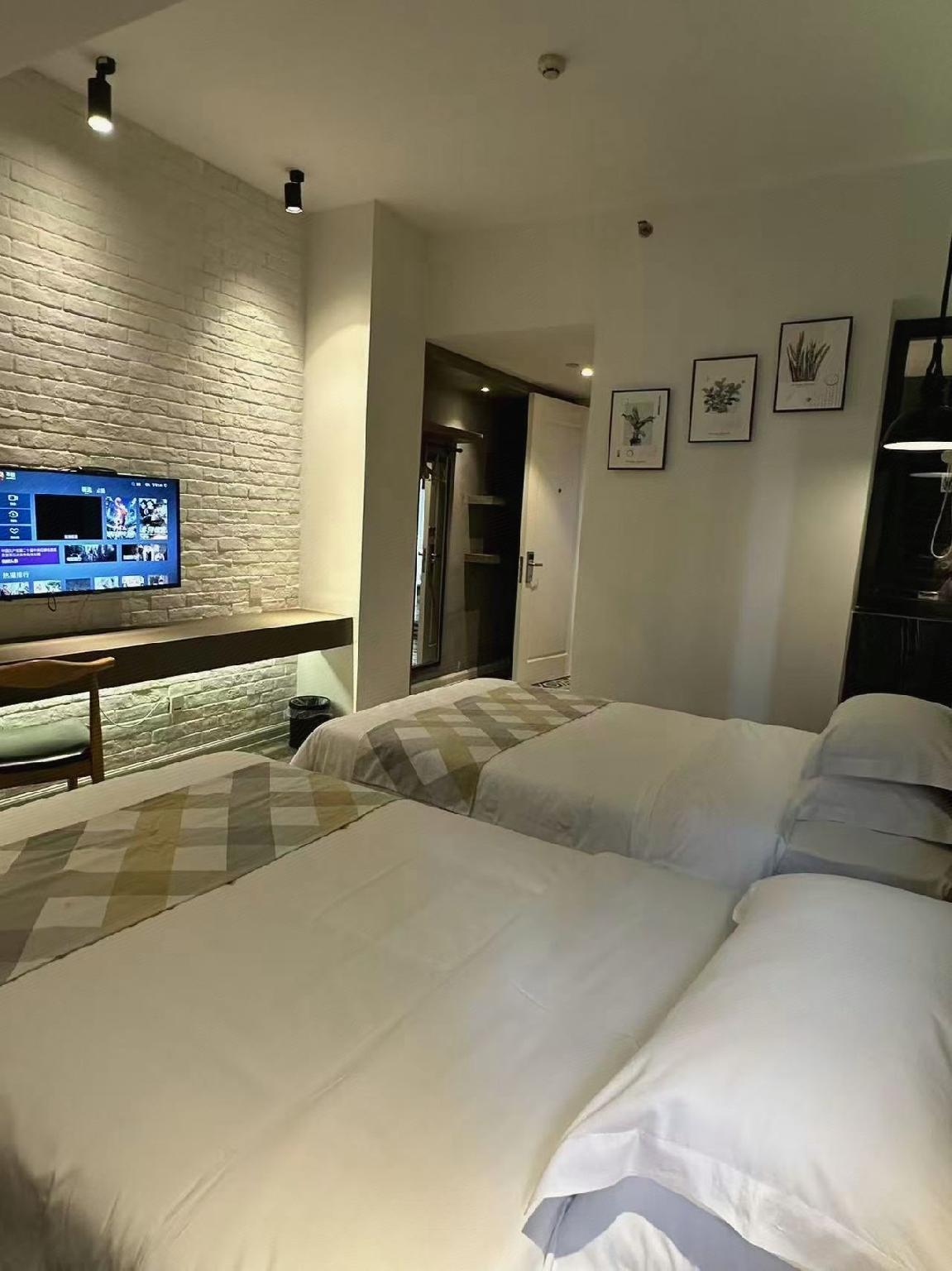 Fanpu Art Hotel 15/28