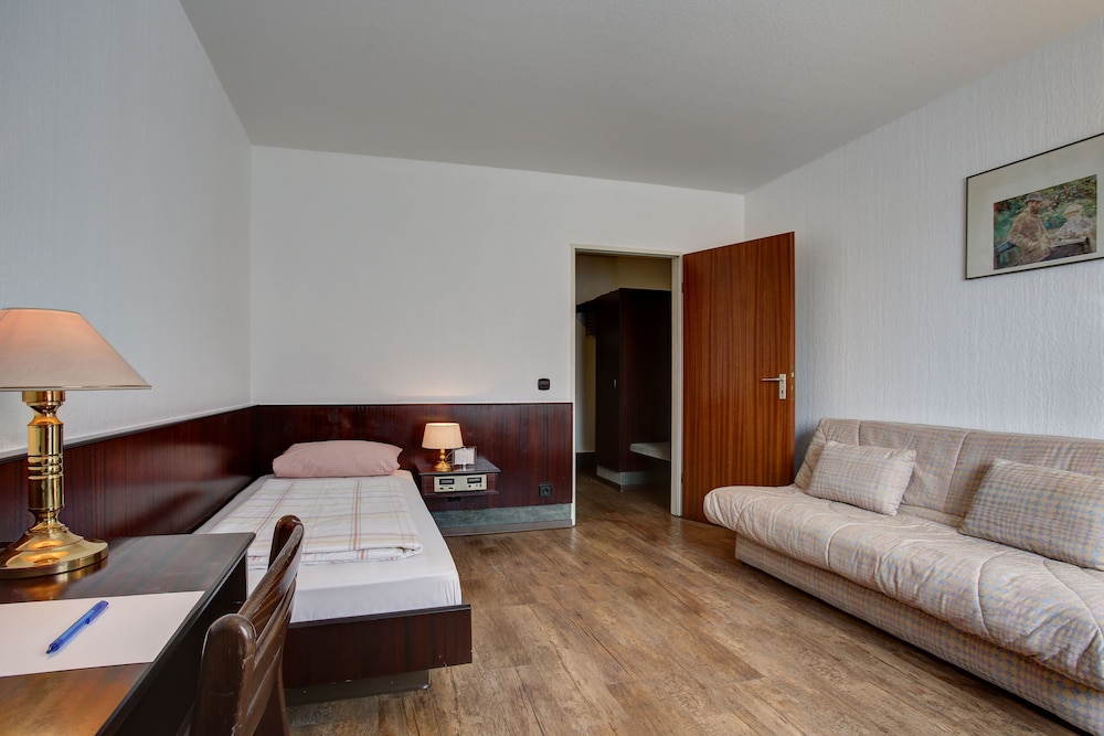 Trip Inn City Hotel Krefeld 29/50