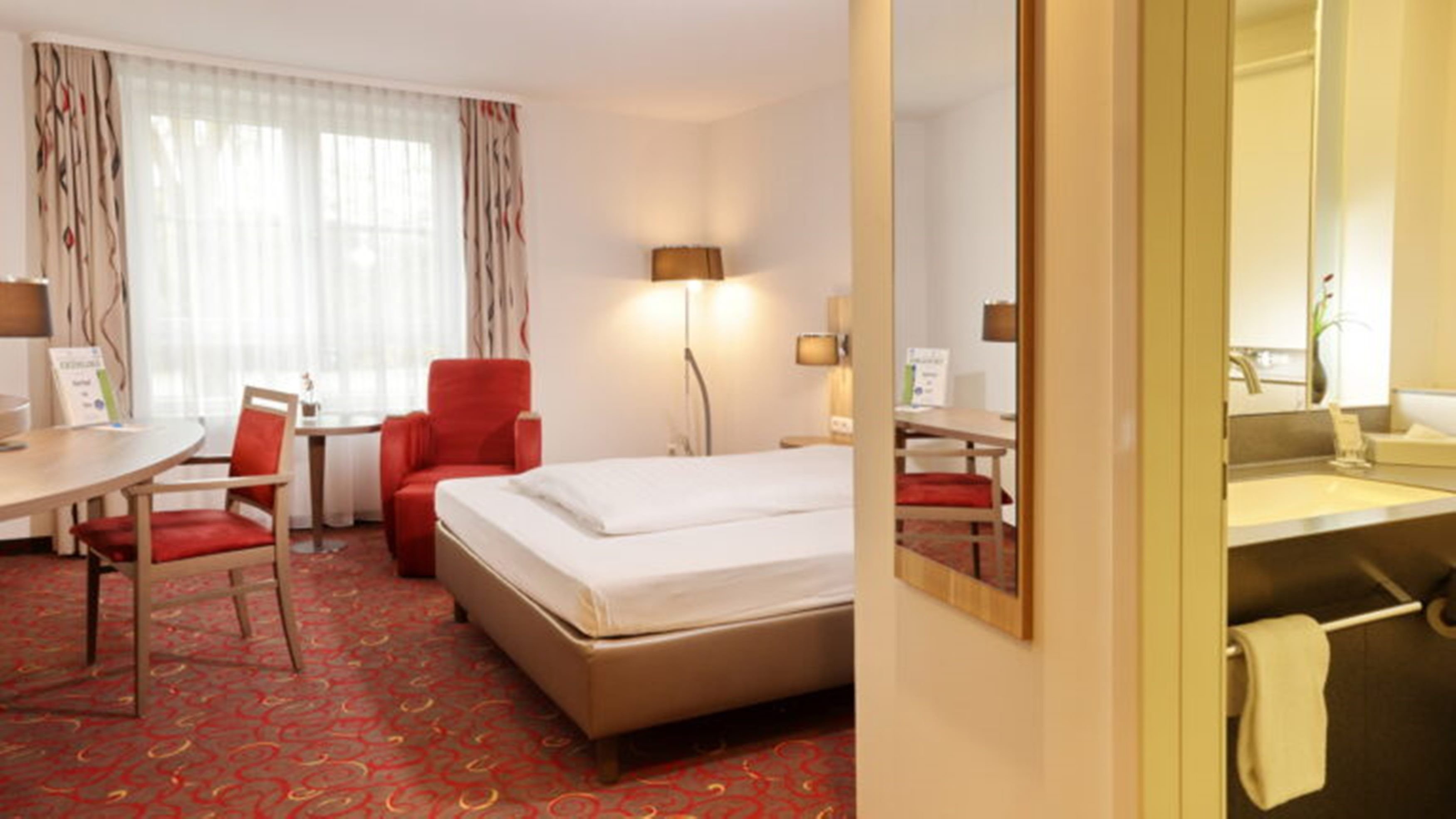 SUPERIOR, DOUBLE BED
