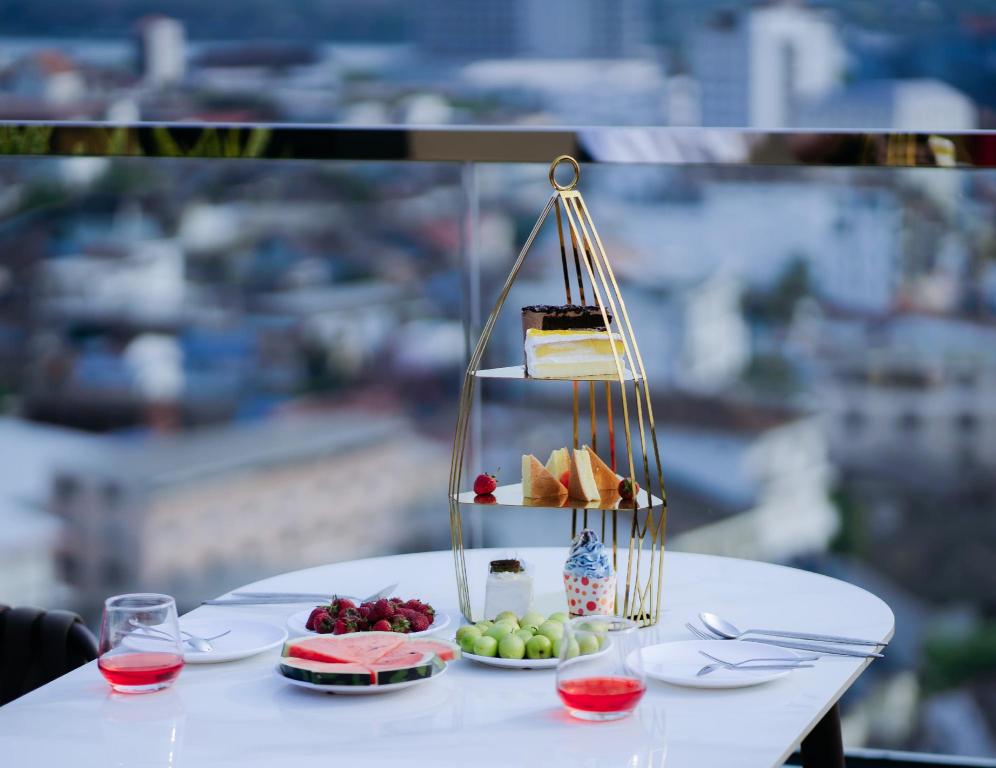 Ramada by Wyndham Vientiane Central 22/54