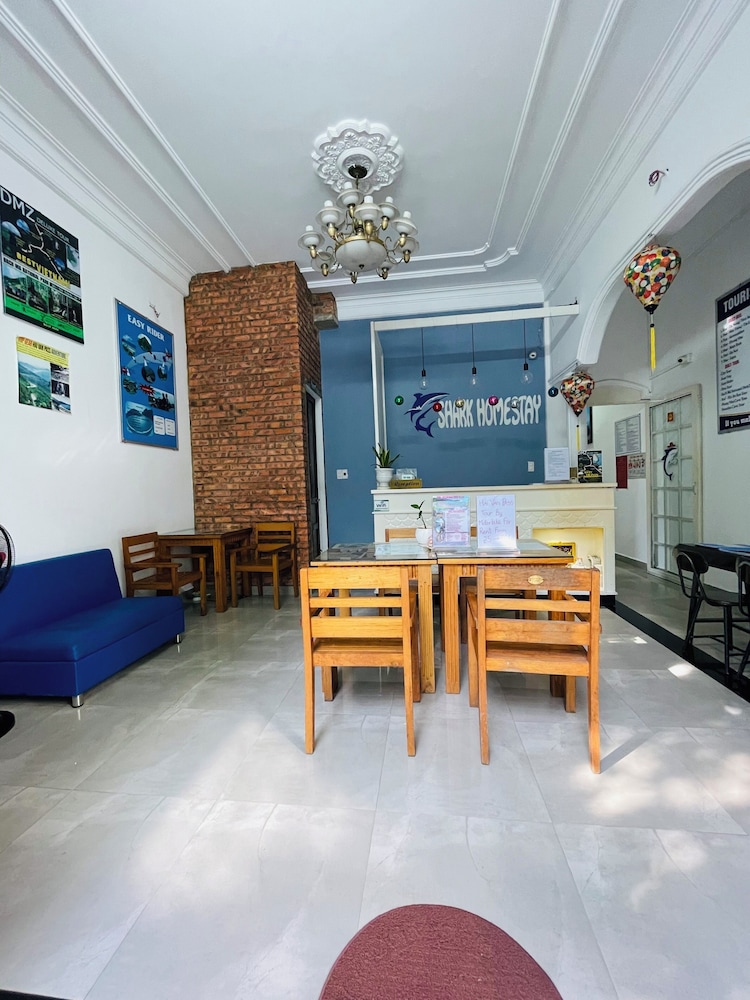 Shark Hotel - Hostel 10/50