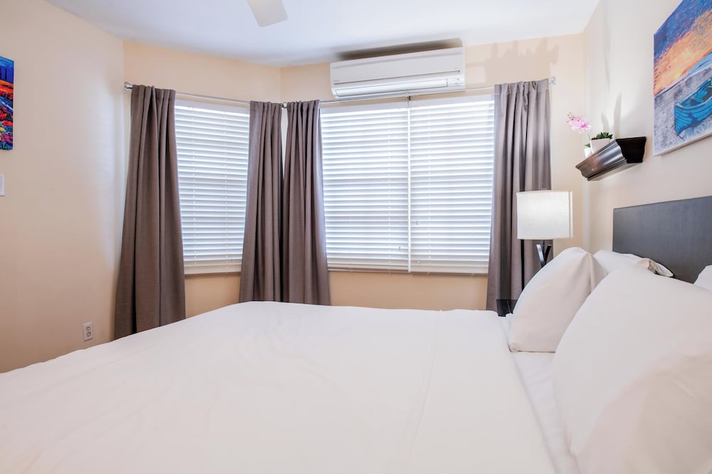 2 Bedrooms, Family, Apartment, King and Twin Beds, Patio, Garden Area