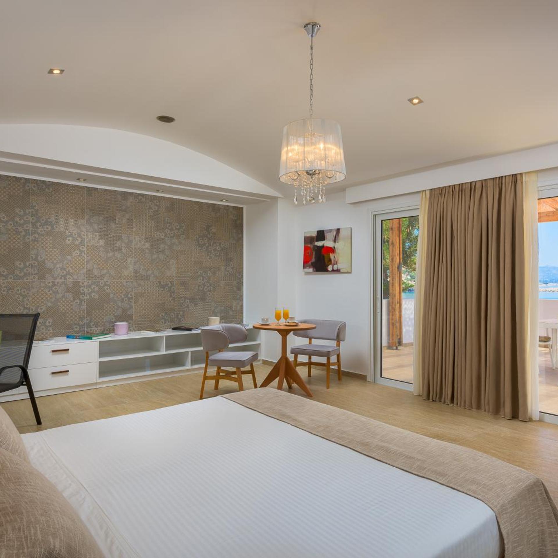 Suite, Apartment