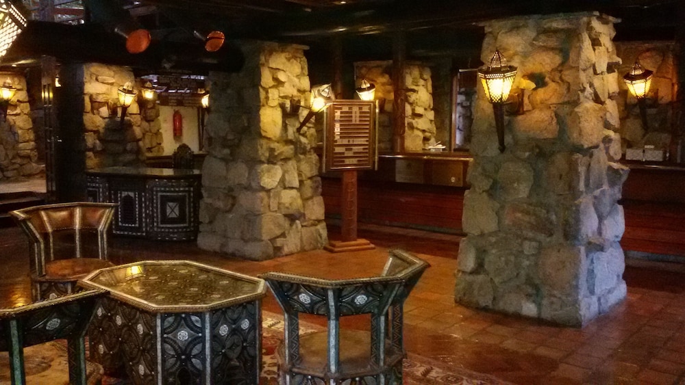 Lobo Wildlife Lodge 16/21