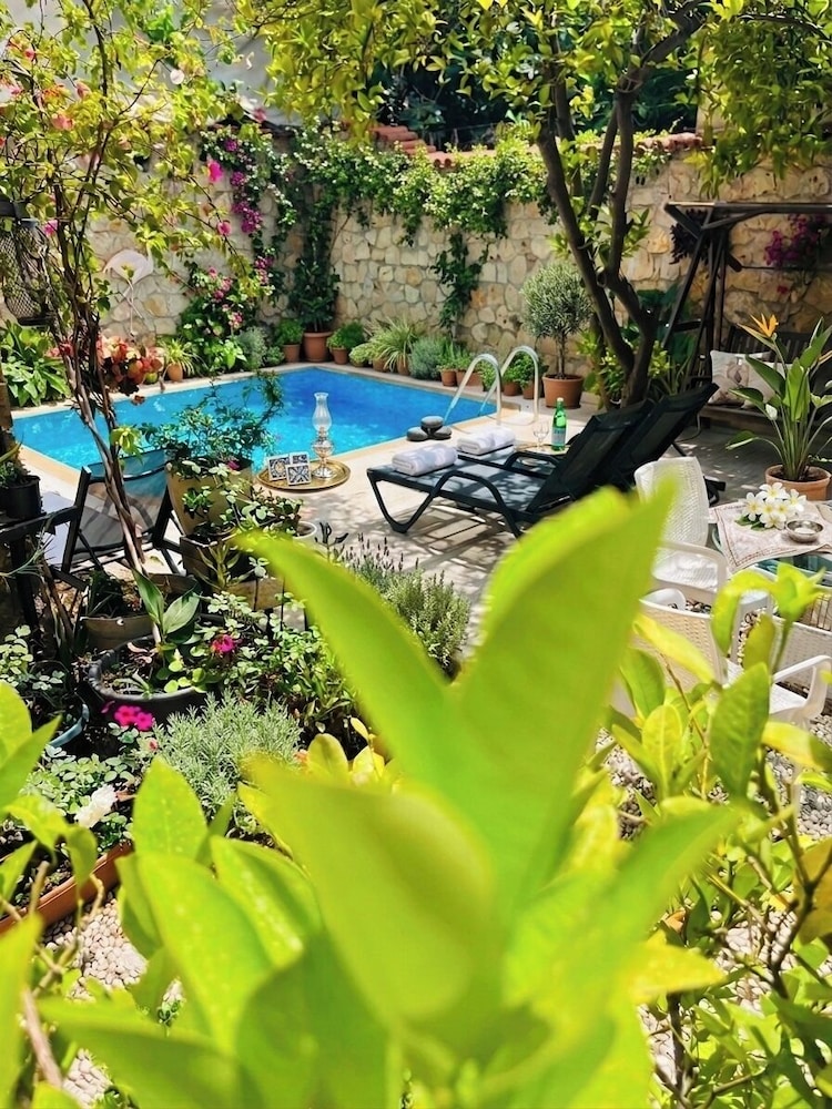 Kaleici Hotel 51/63