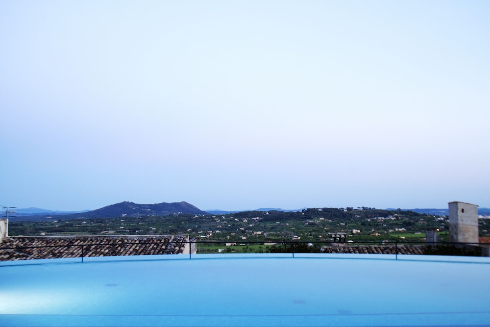 Can Cota Boutique Hotel 61/67