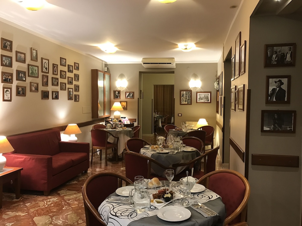 Hotel Posta 64/73