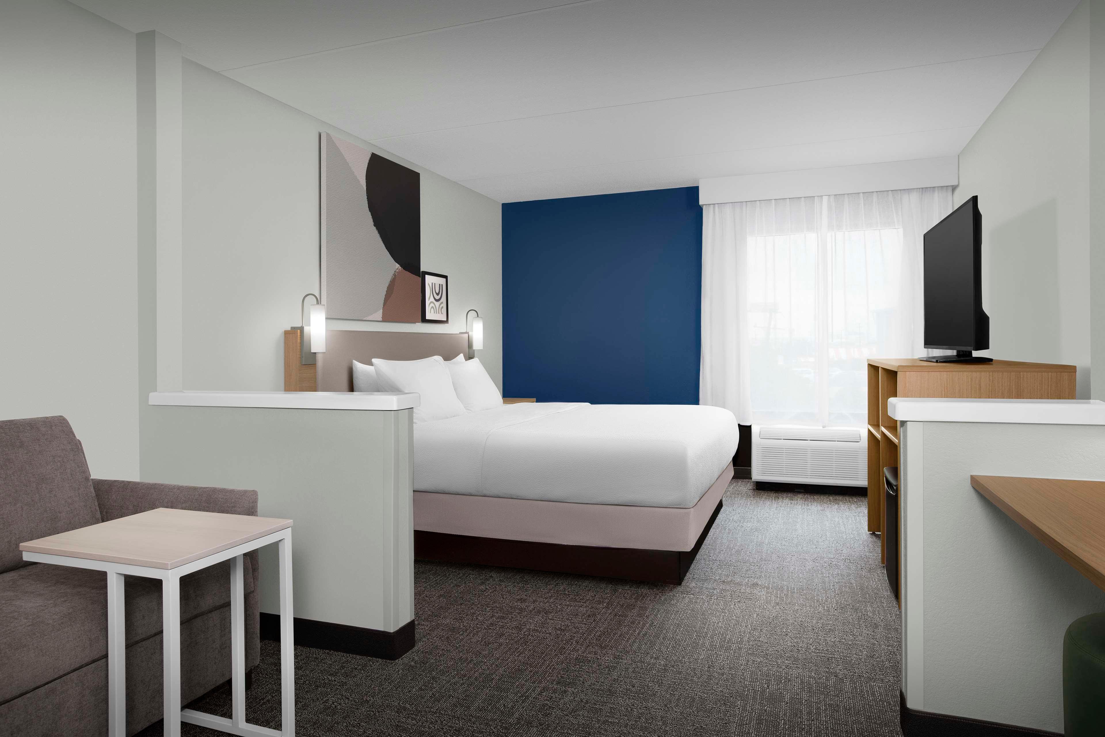 Room, Double Bed, Accessible