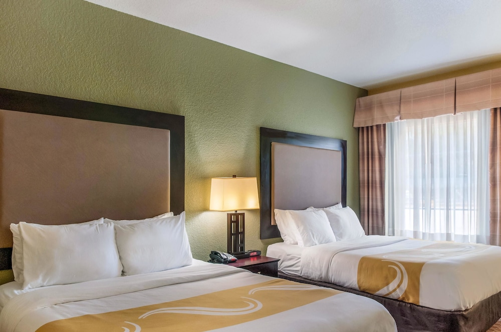 Quality Inn & Suites Slidell LA 21/52