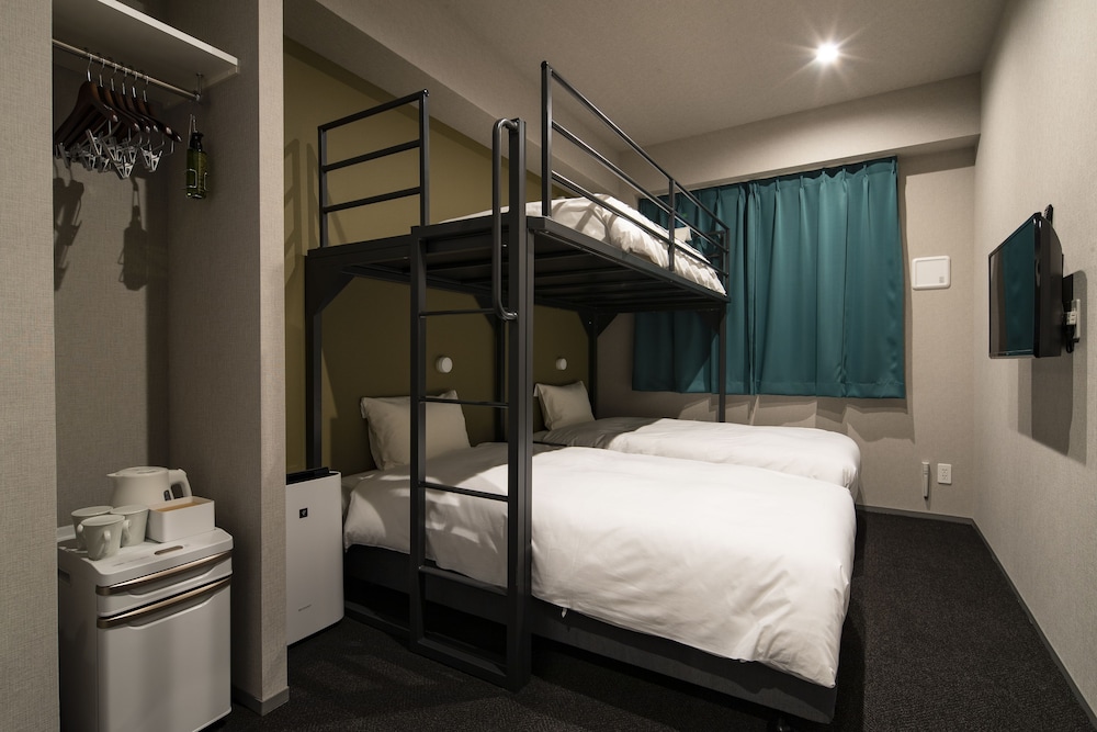 Imano Osaka Shinsaibashi Hostel 43/61
