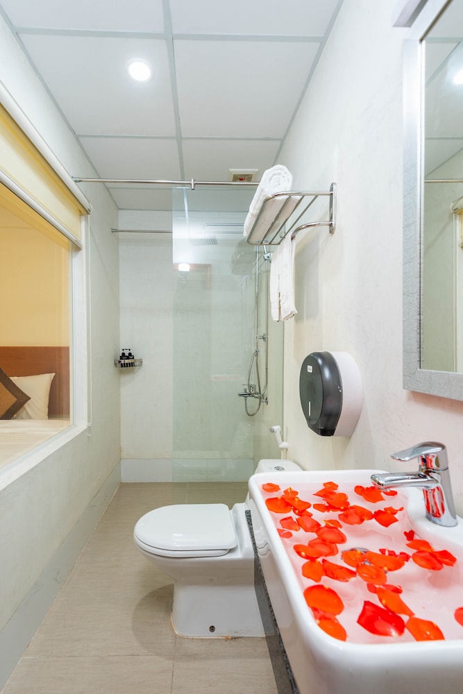 An Thuyen Hotel 46/48