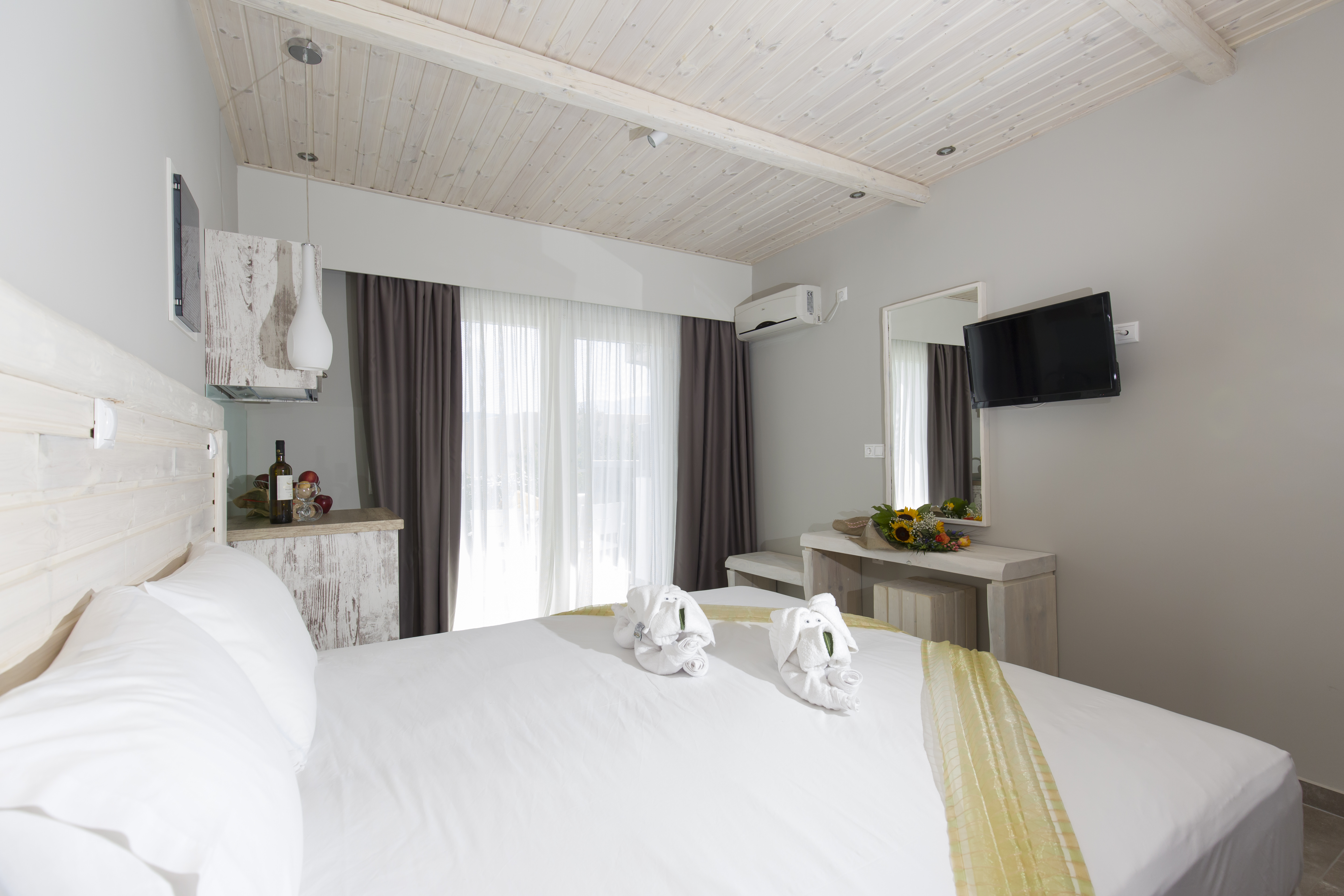 Anthemis Hotel Apartments 13/80