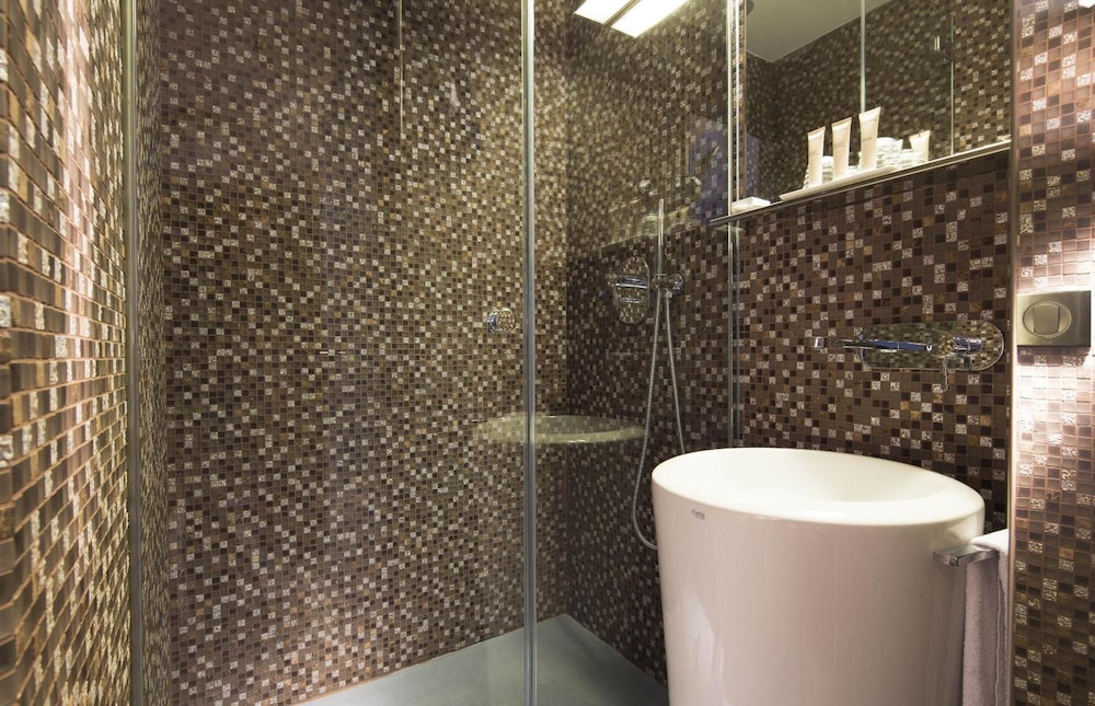 HOTEL SOPHIE GERMAIN 44/50