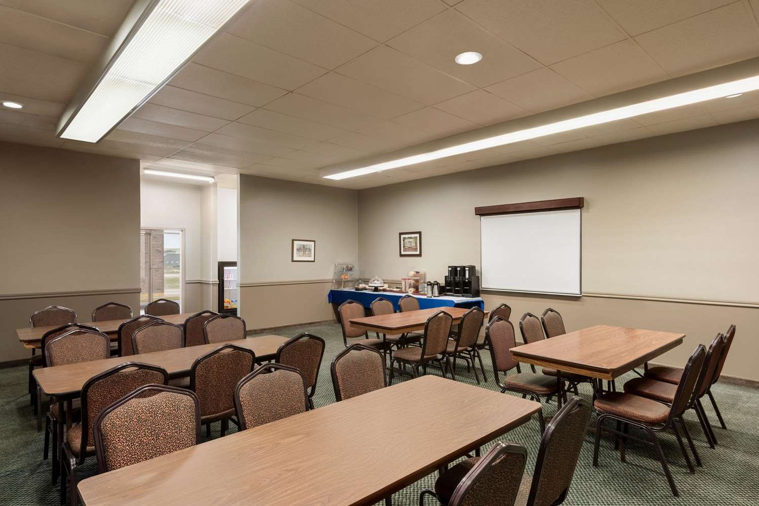 Travelodge by Wyndham Swift Current 47/53