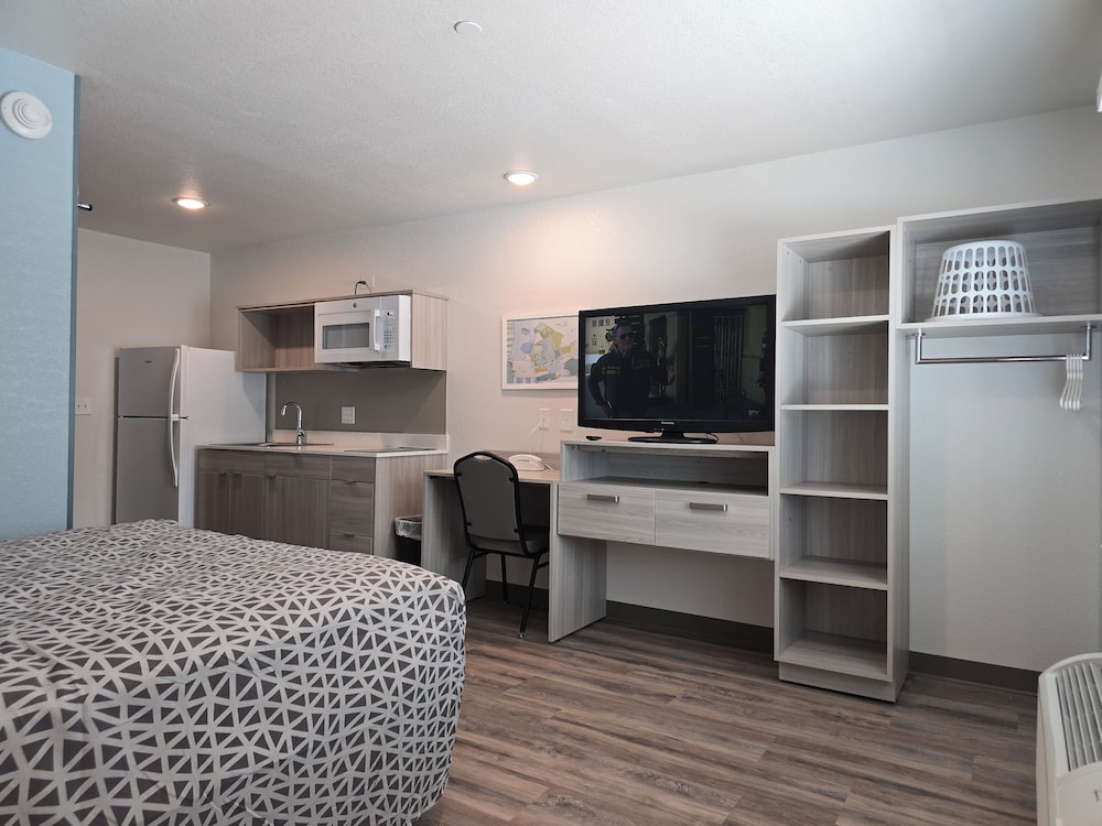 WoodSpring Suites Jackson Hub City 34/63