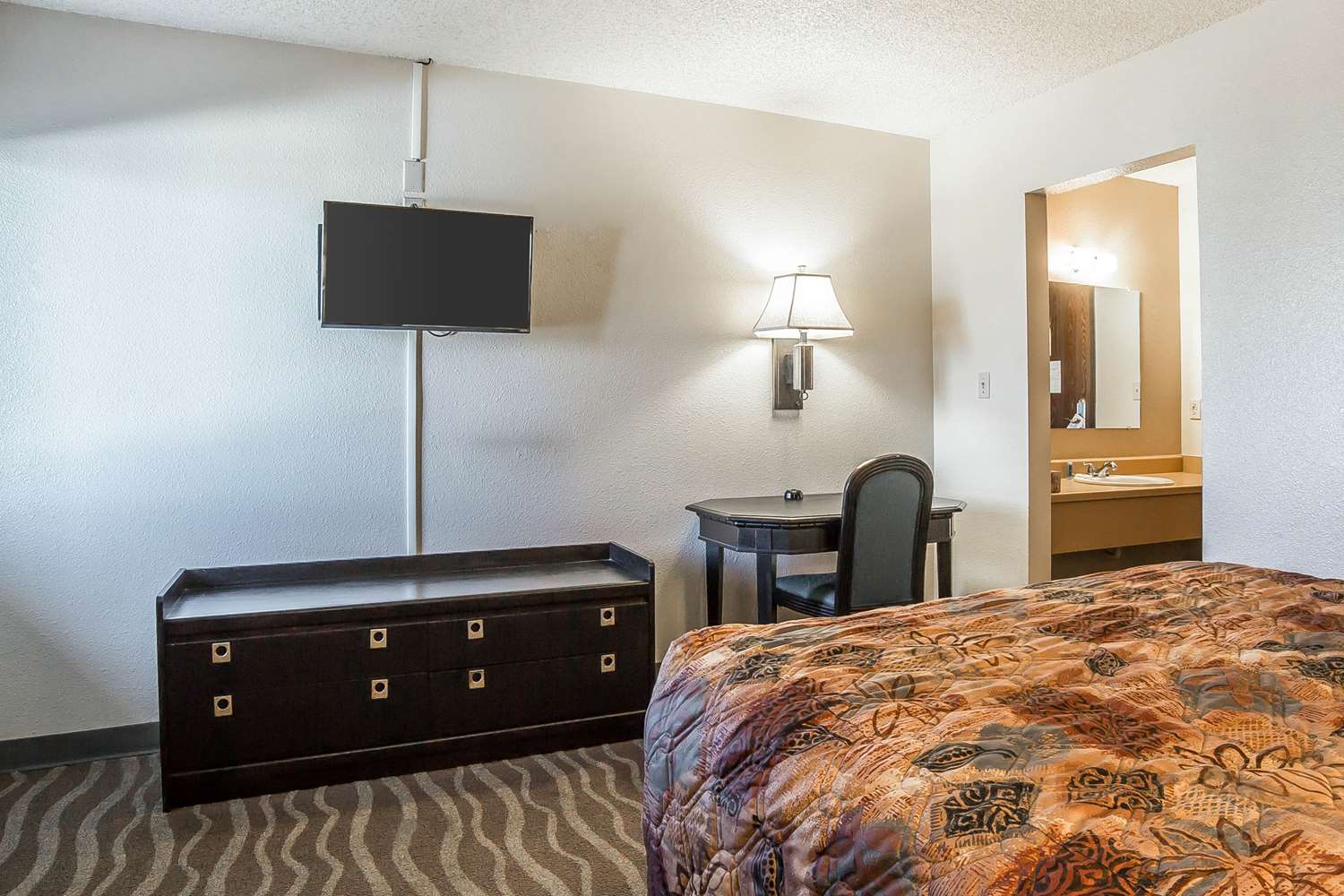 Rodeway Inn Cheyenne I-80 East 28/29