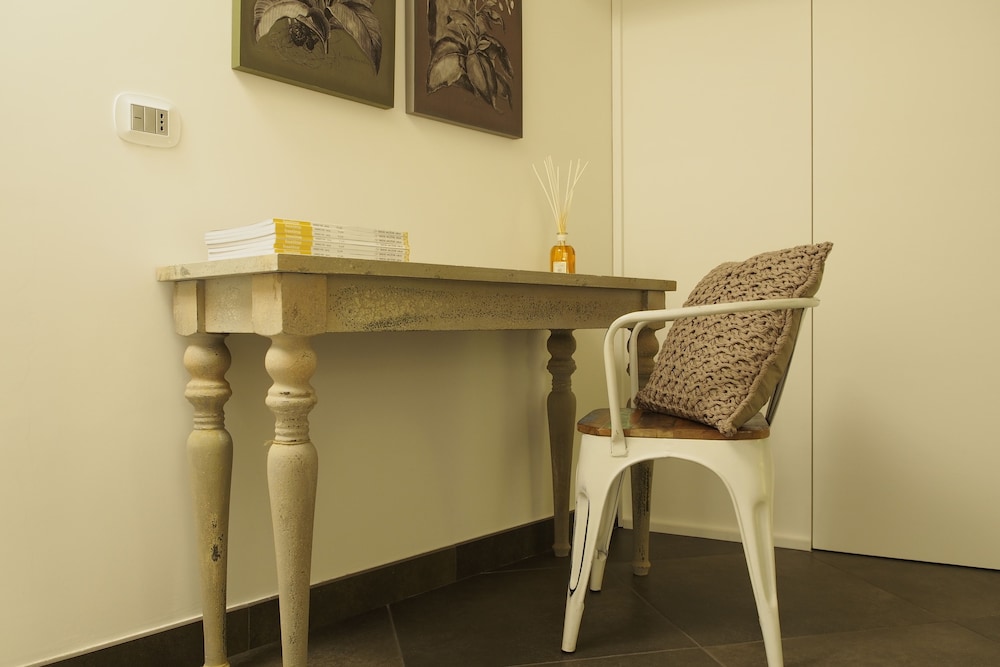 Terrazzani Suite 2/44