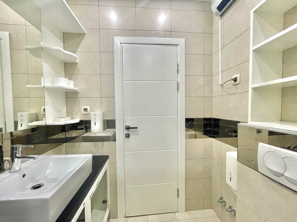 HOTEL BUTUA RESIDENCE 96/100