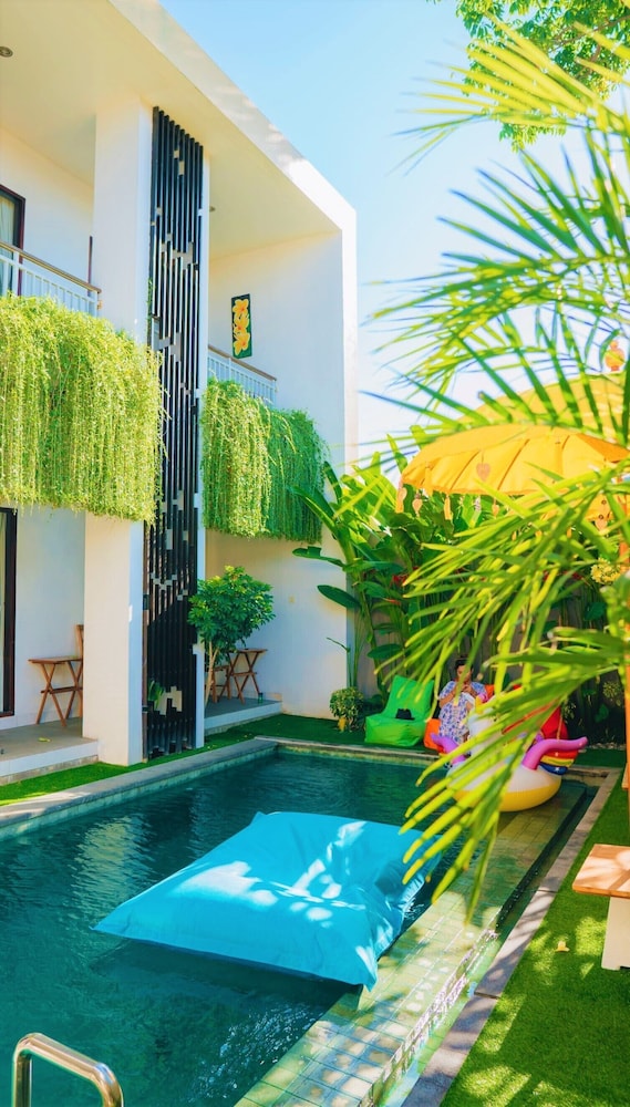 Bahana Guest House by Madhava Asia 36/39
