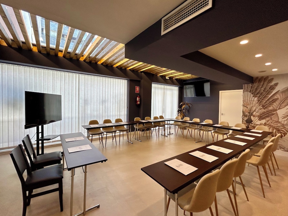 Hotel Spa Cadiz Plaza 64/70