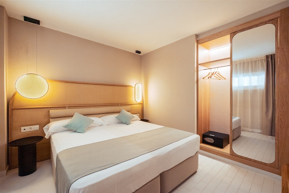 AMA Ibiza Beachfront Suites - Adults Only 11/64