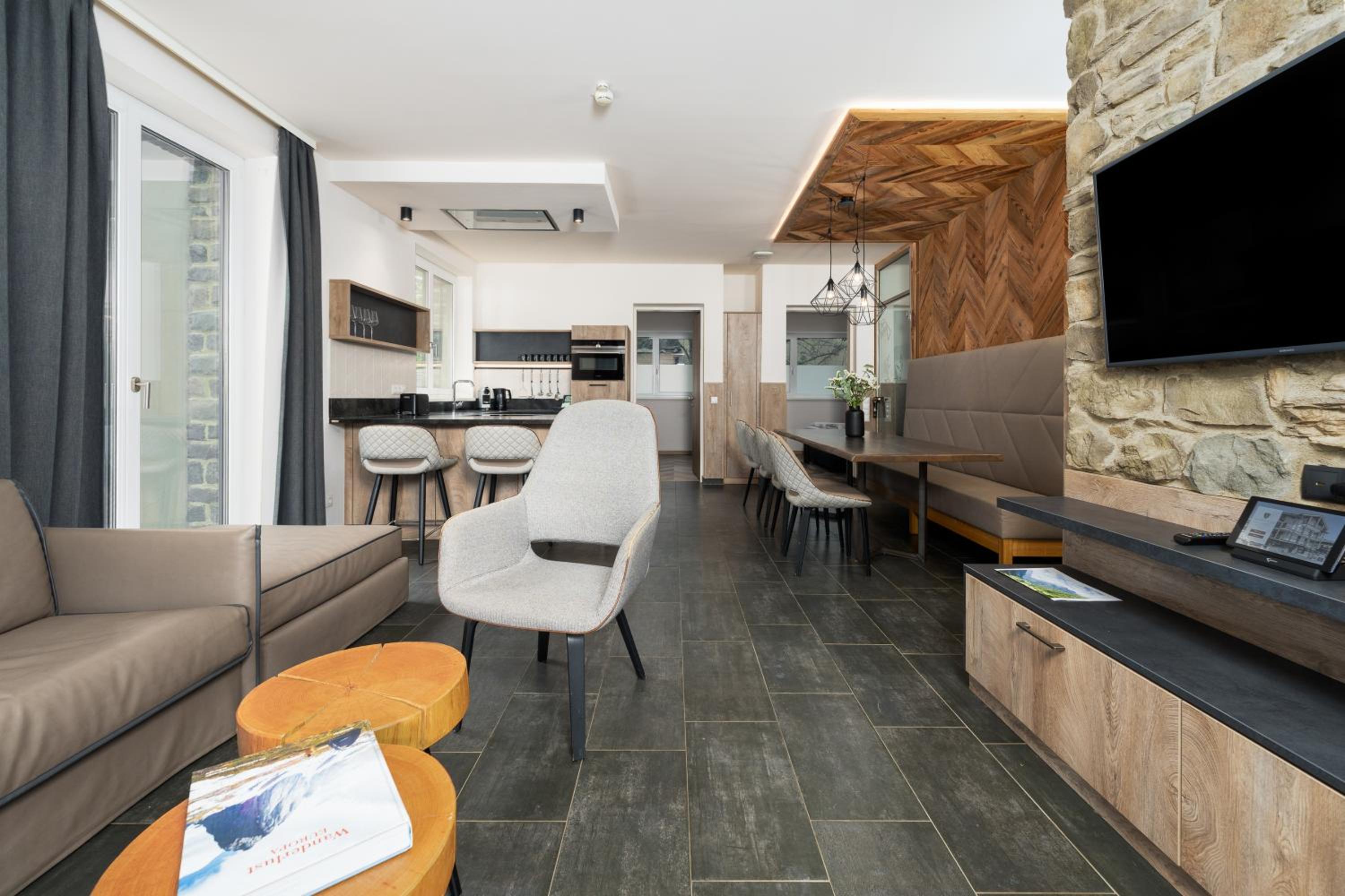 24 By Avenida Hotel And Residences Kaprun 11/29