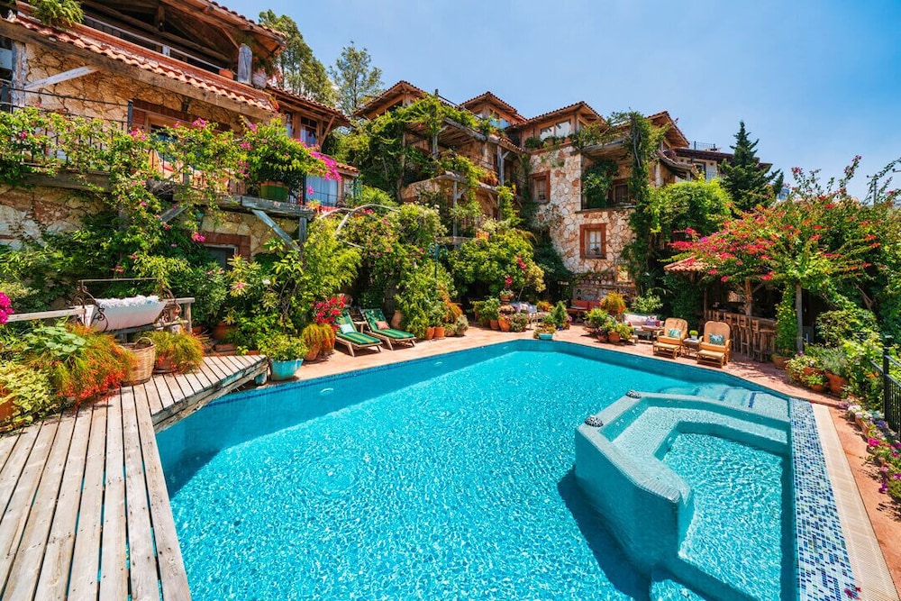 Fidanka Hotel 46/50