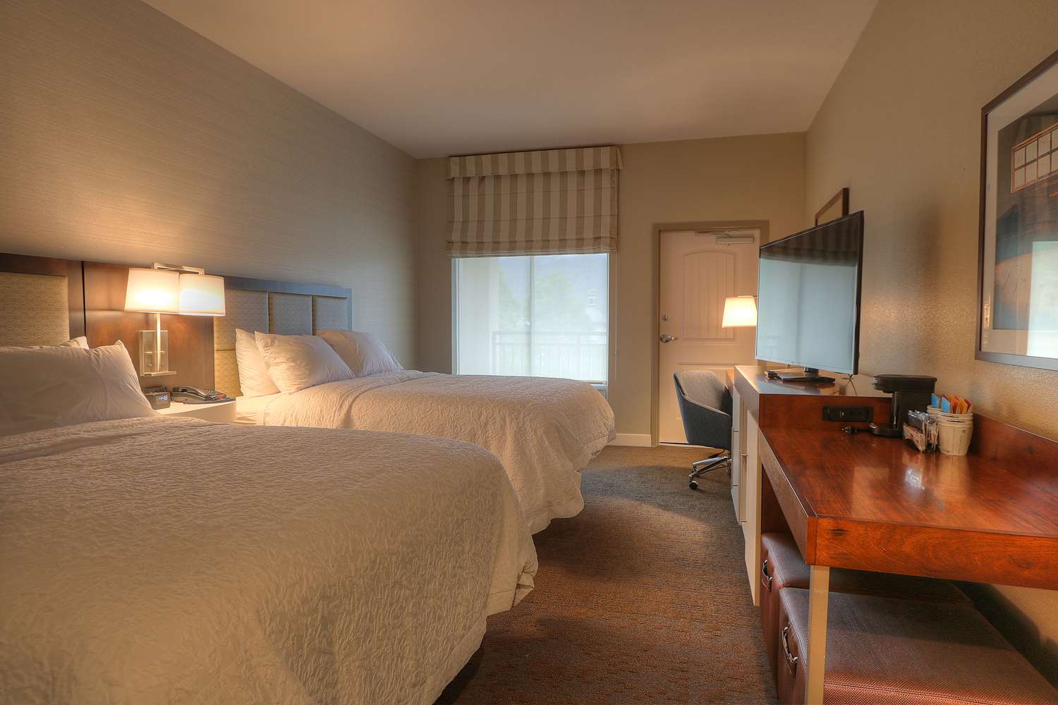 Room, 2 Queen Beds, Balcony