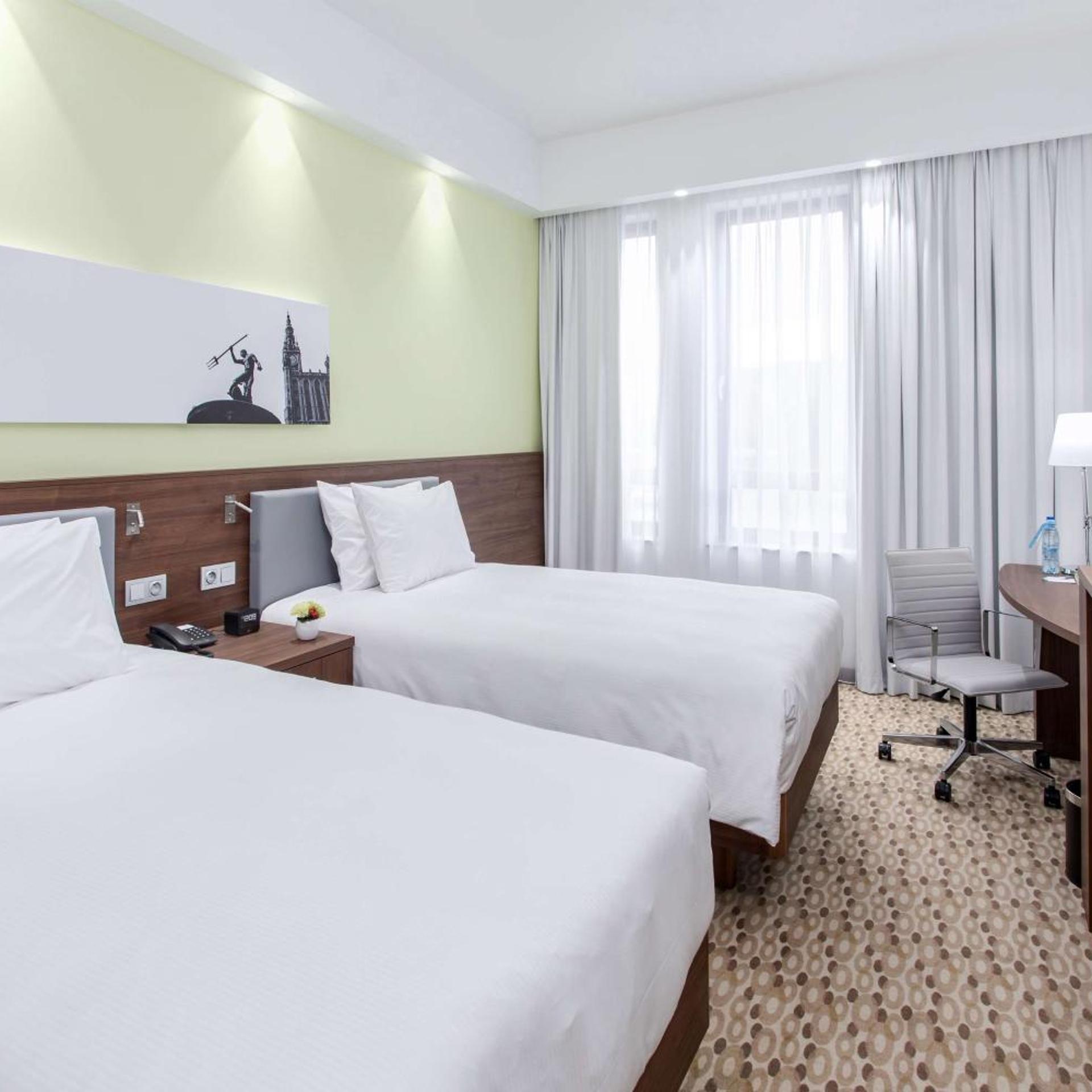 ROOM, SINGLE BED, QUEEN BED