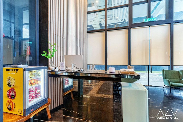 Urban Suites Tower 1B by Stellar ALV 2/11