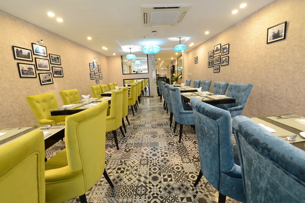 Hanoi Emerald Waters Hotel Spa 46/73