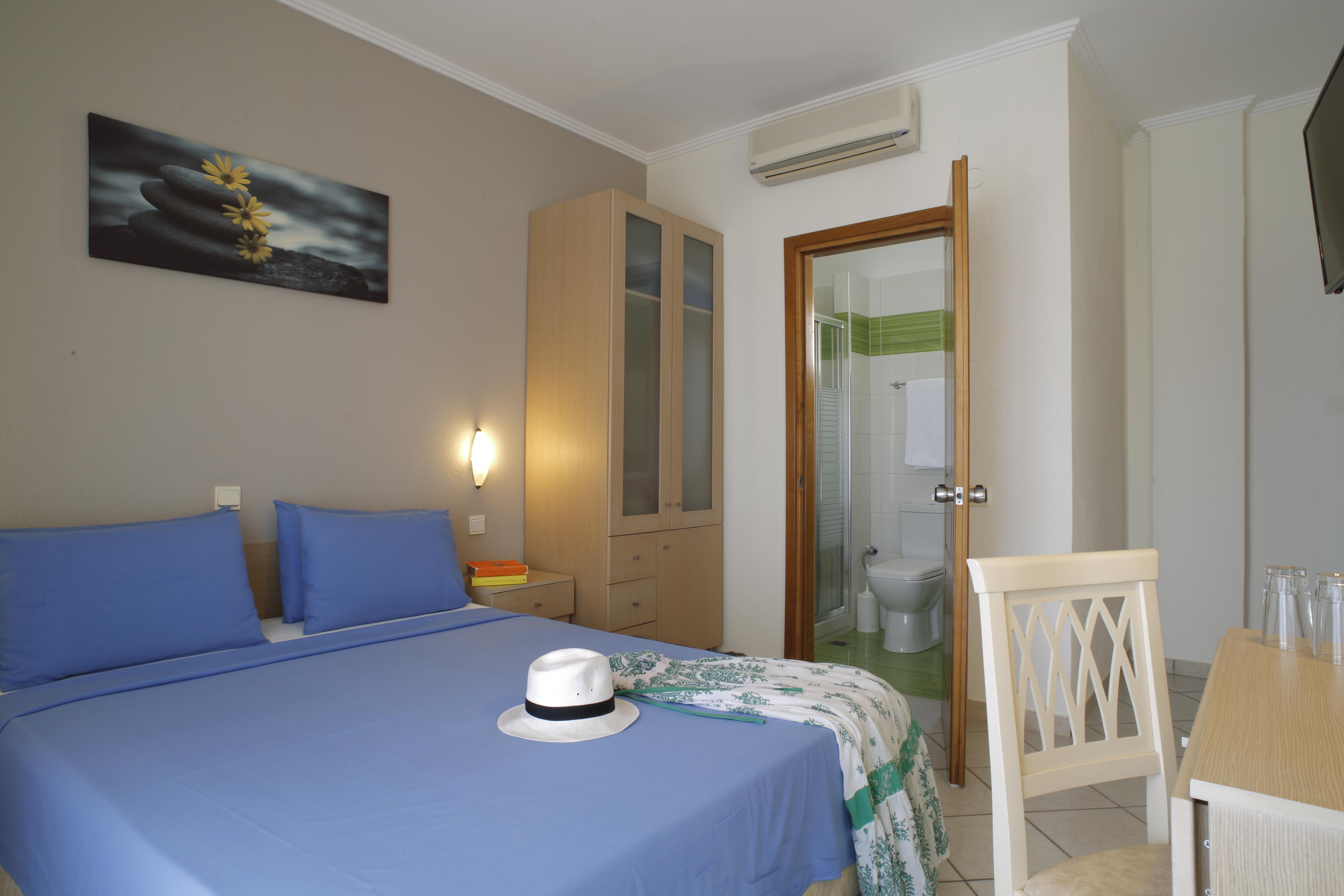 Standard, Double Bed, Balcony or Terrace