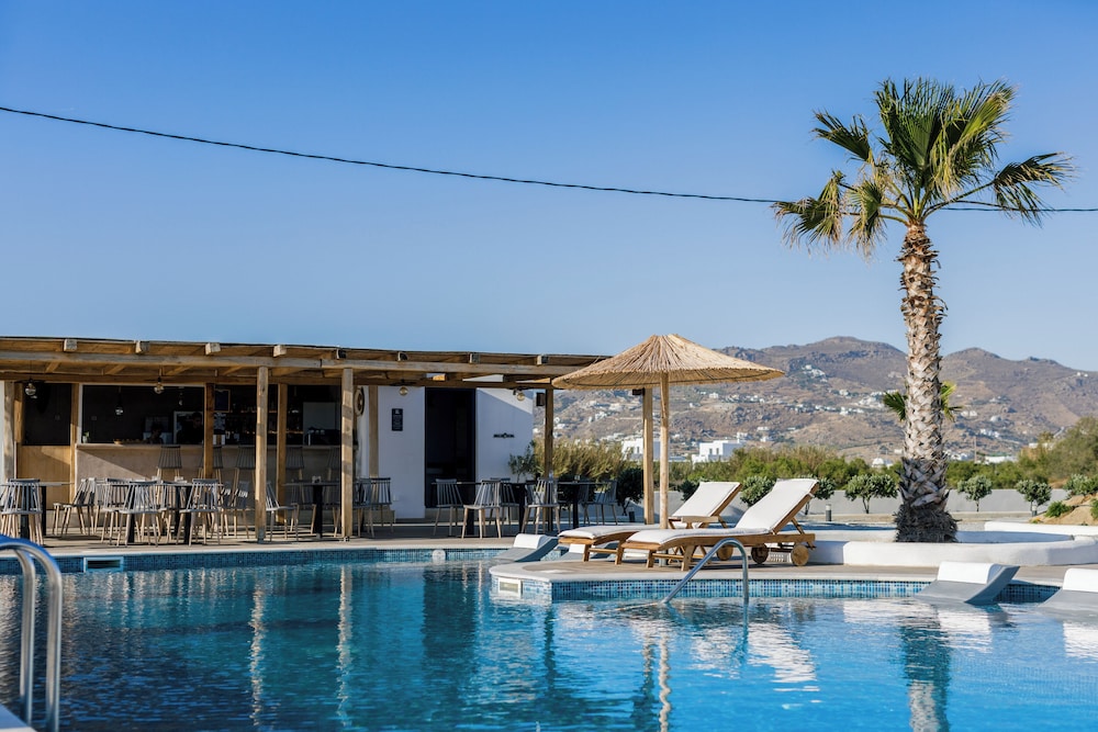 Naxos Finest Hotel Villas 3/50