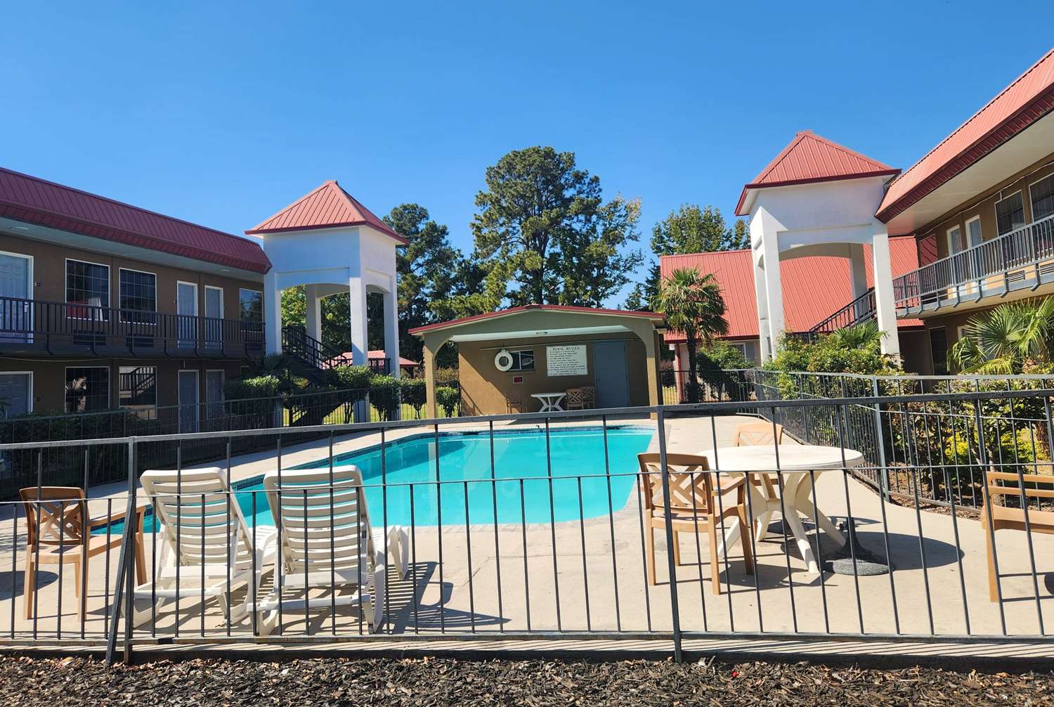 Days Inn by Wyndham Leesville 2/9