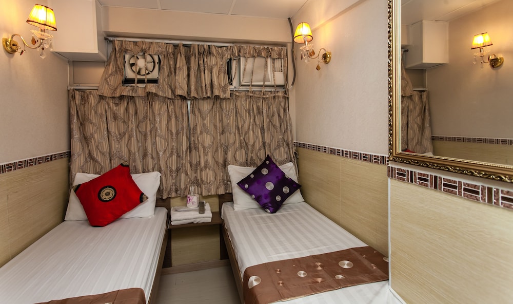 Vincent Hill Guesthouse 16/32