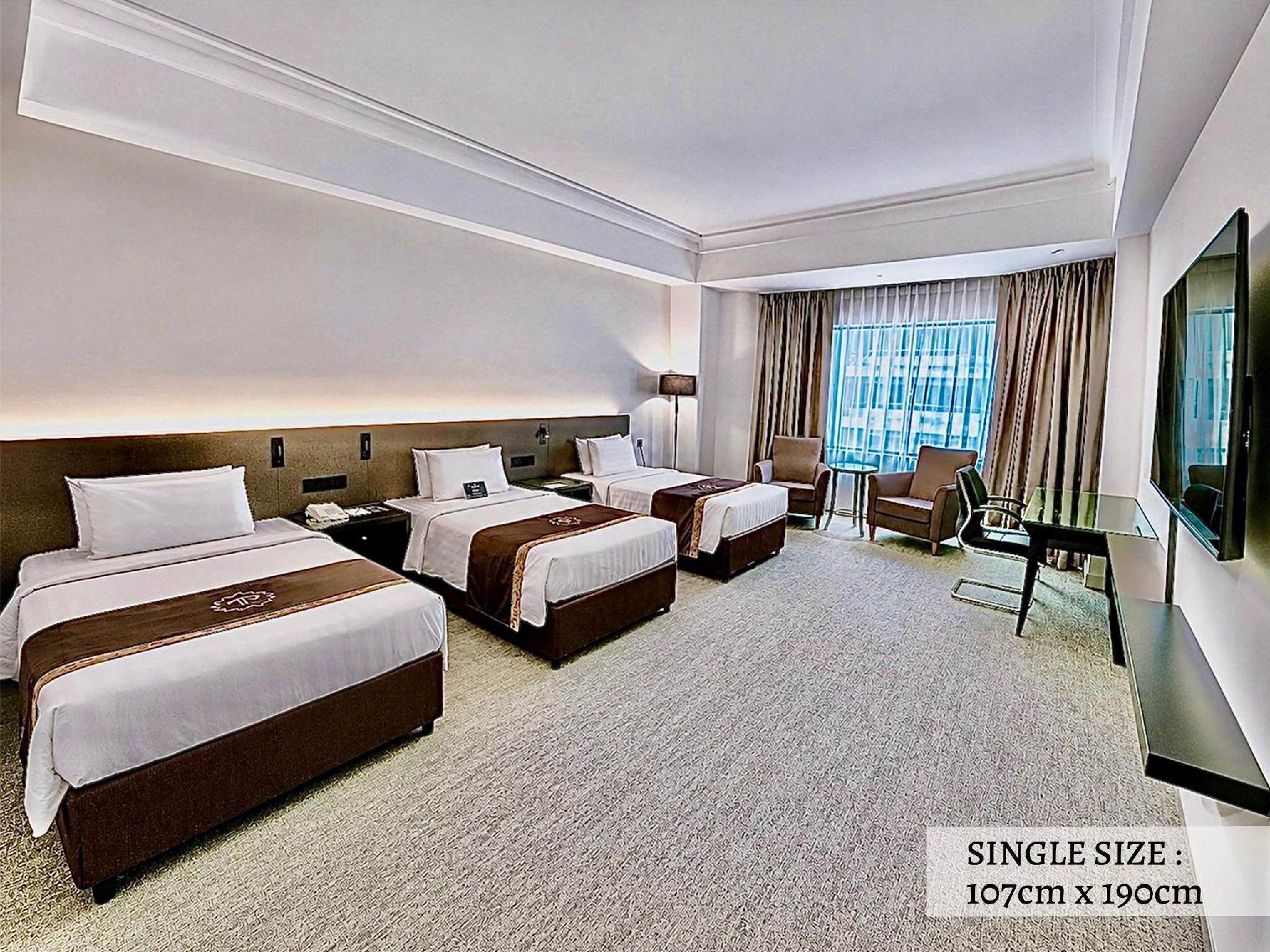 Prime, Pearl, Studio, Twin Beds, 3 Beds