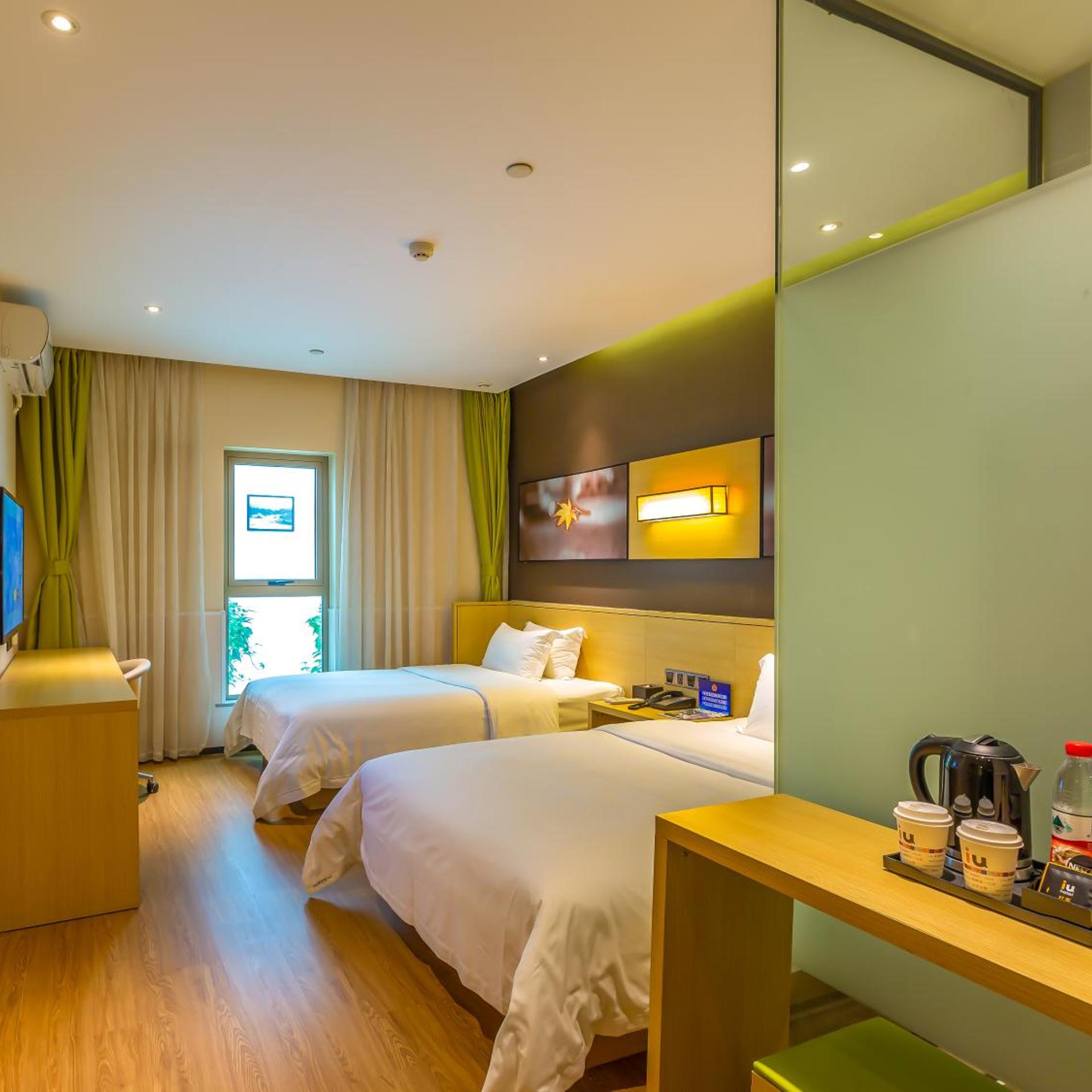IU Hotel Beijing Huilongguan Life Science Park 14/24