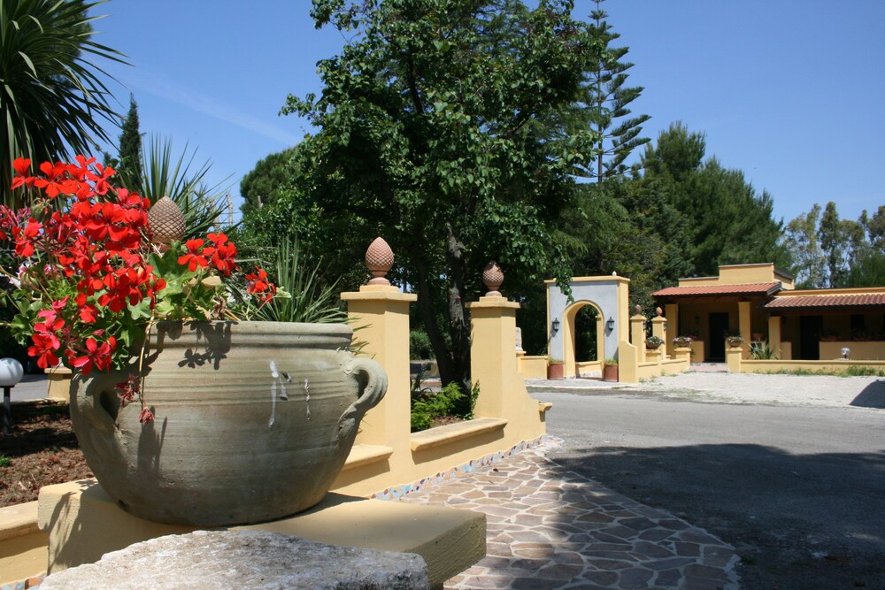 Hotel Villa Rita 51/56