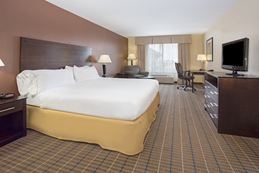 Standard, King Bed