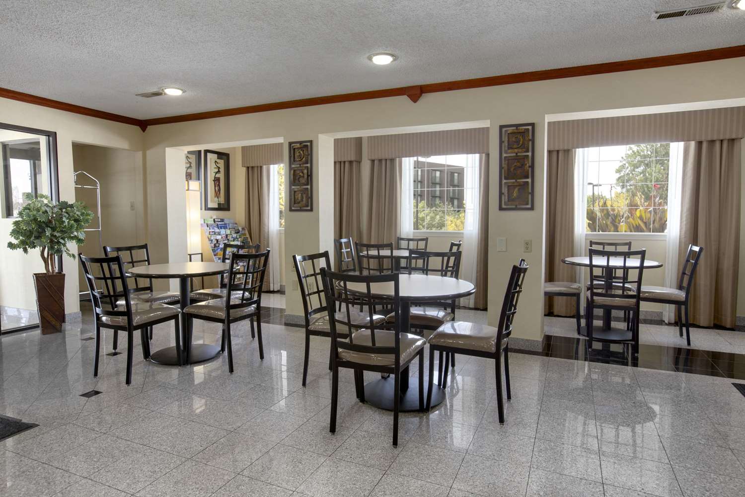 restaurant cafeteria