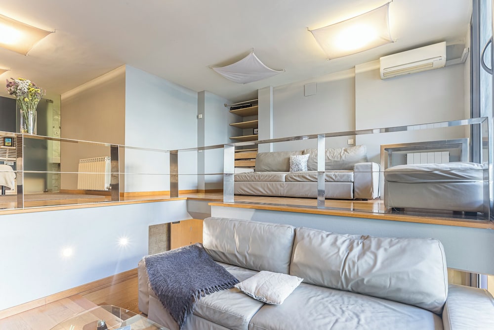 My Space Barcelona Gracia Pool Terrace Center 33/49