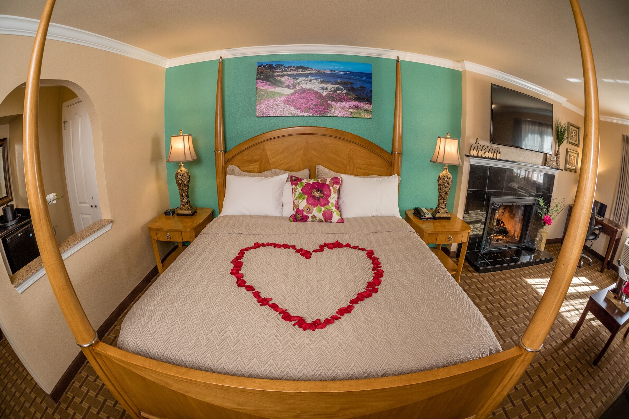 HONEYMOON, SUITE, KING BED