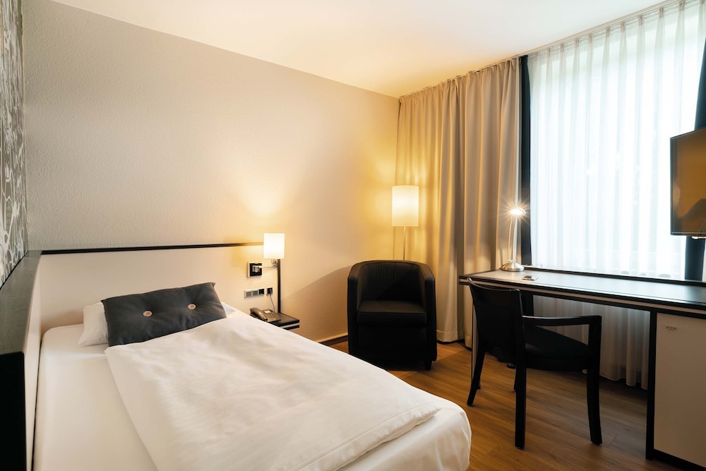 Sunday Hotel Bad Honnef 27/64
