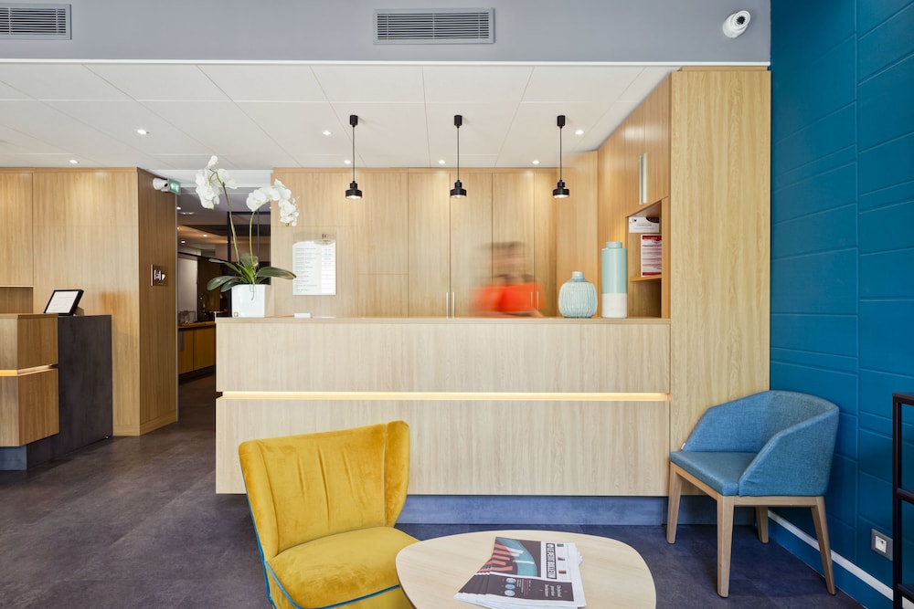lobby
