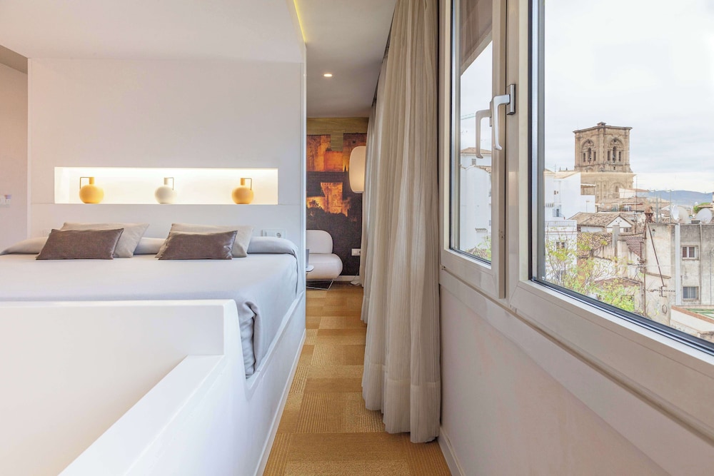 Macia Granada Five Senses Rooms & Suites 13/60