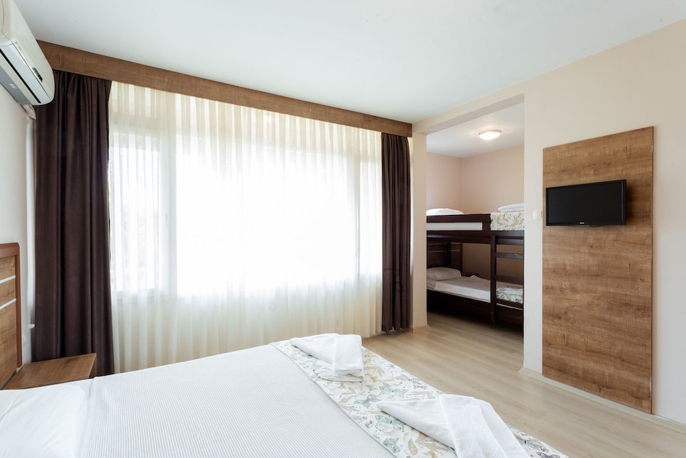 Palm Beach Otel 17/50