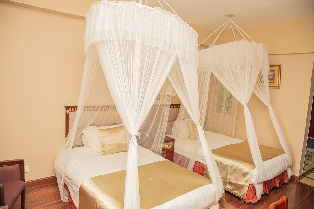 Best Western Plus Paramount Hotel 25/44