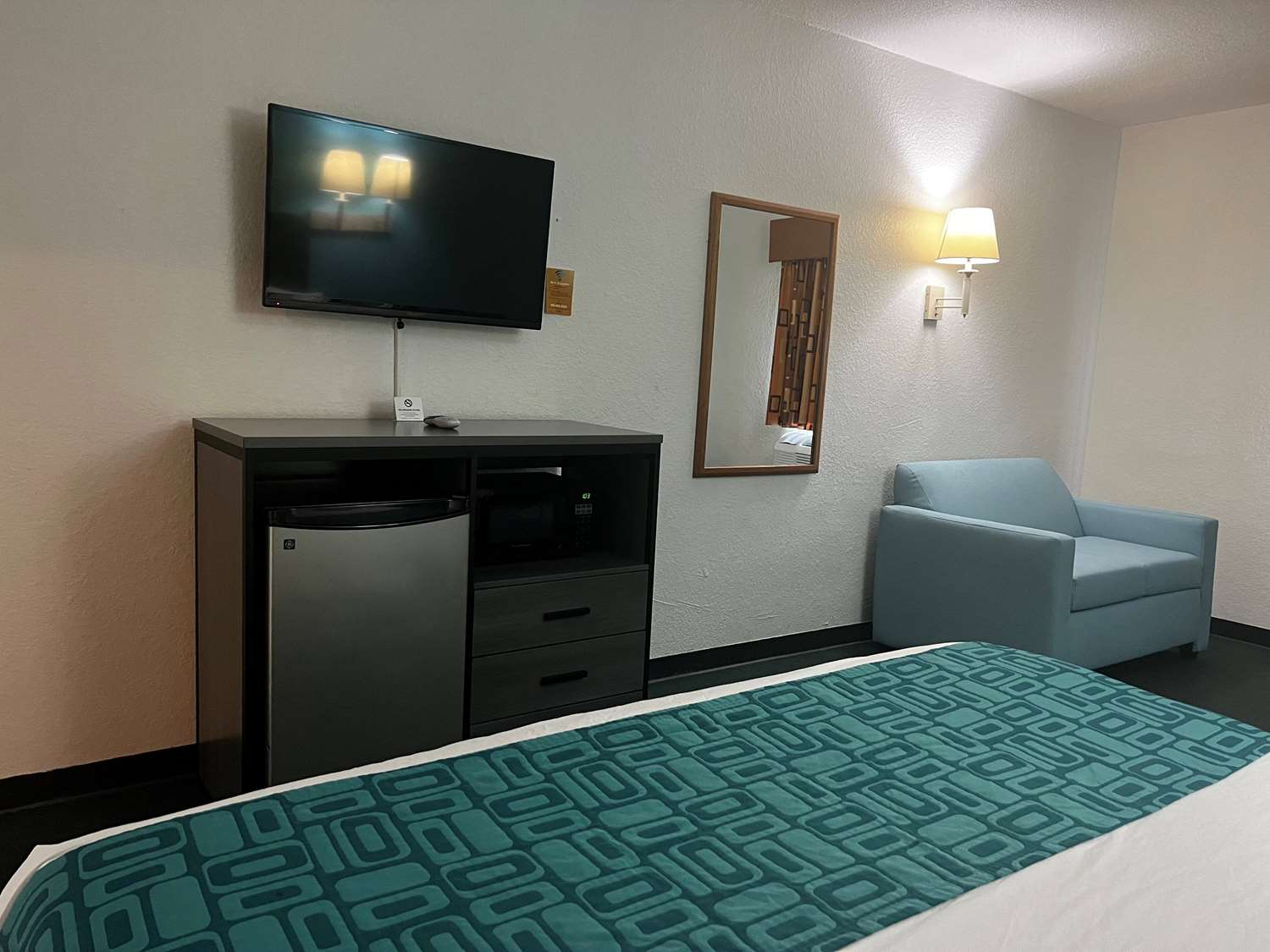 Howard Johnson By Wyndham Galveston 30/36