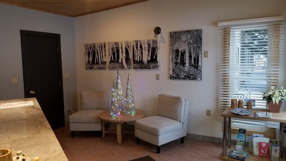 Valley Hi Motel 48/64